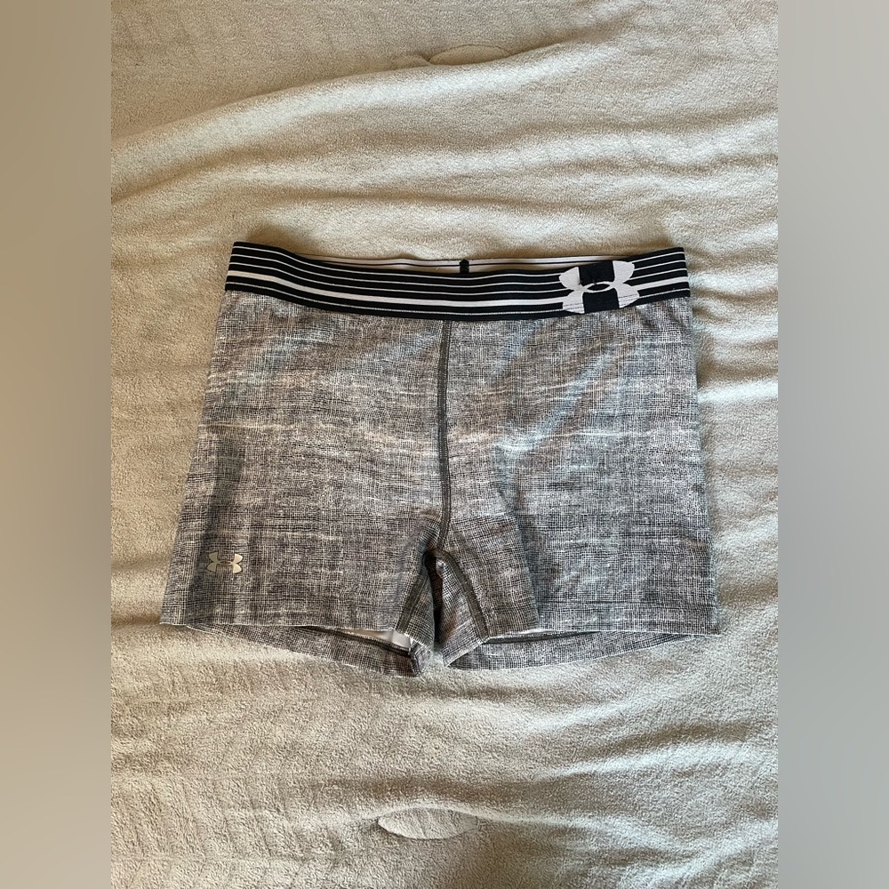 grey under armour spandex